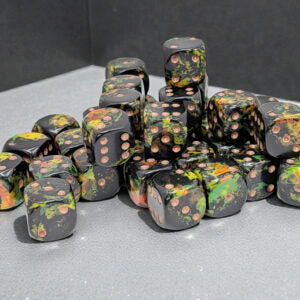 Chessex Brush Deep Forest/gold D6 12mm Dobbelsteen Set (36 stuks)
