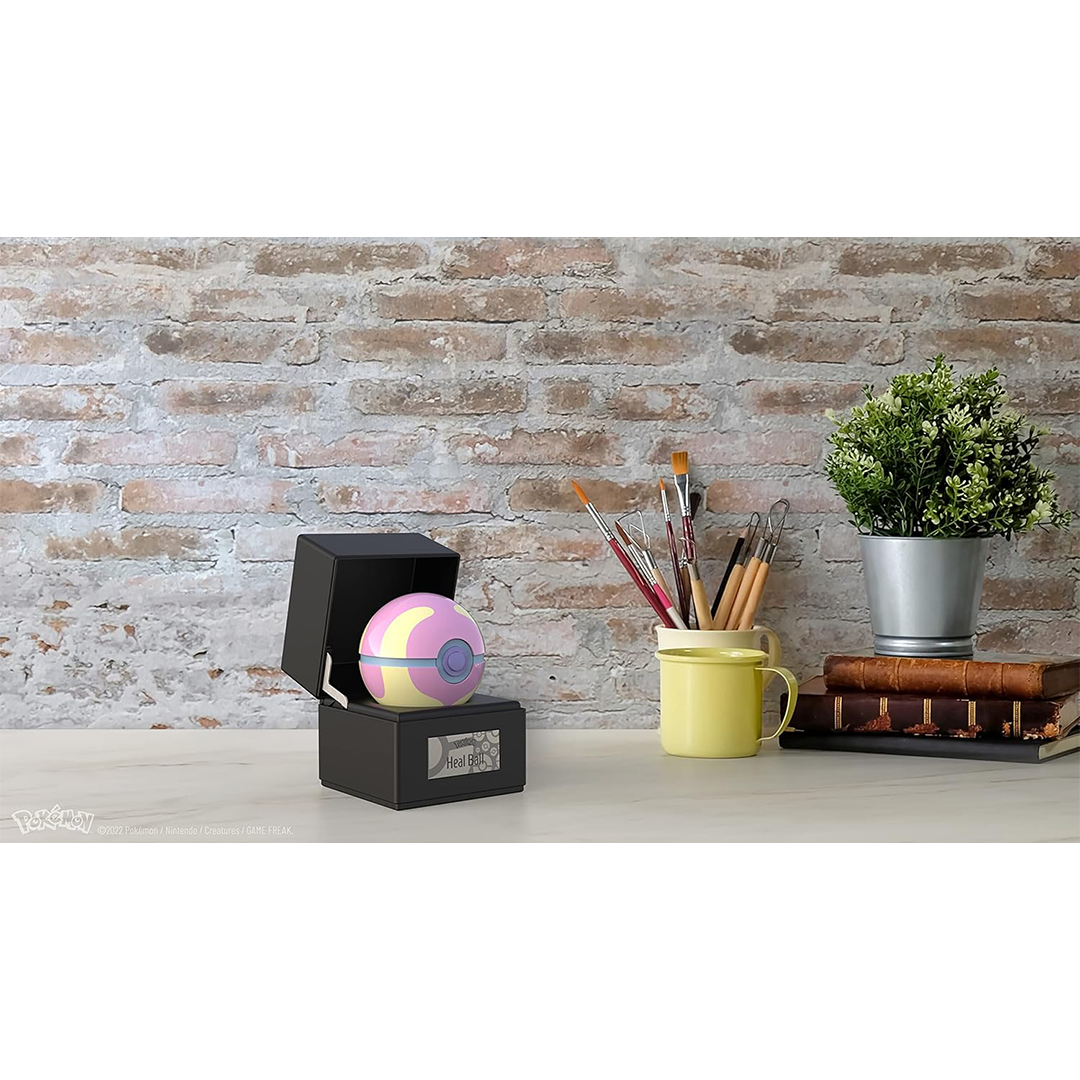 The Wand Company | Pok�mon - Heal Ball | Replica
